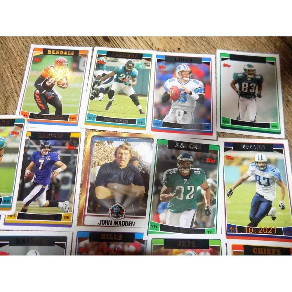 Lot of TOPPS football cards JOHN MADDEN Hall of Fame coach CARD